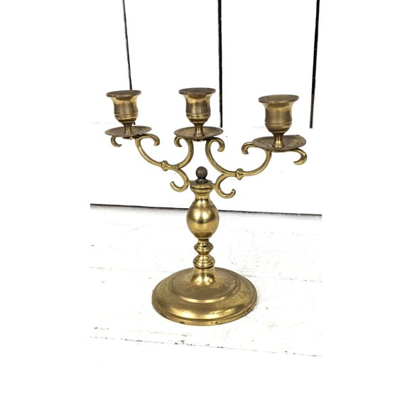 Vintage distressed brass 3 taper candle candelabra - Picture 5 of 6